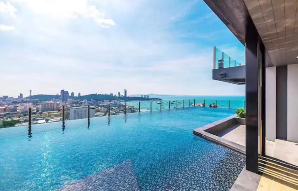 The Base Central Pattaya Quiet King-Bed With Infinity Pool & Free Netflix! ภายนอก รูปภาพ