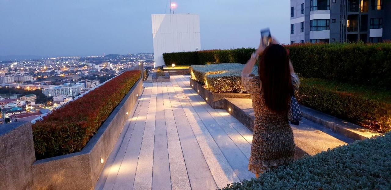 The Base Central Pattaya Quiet King-Bed With Infinity Pool & Free Netflix! ภายนอก รูปภาพ