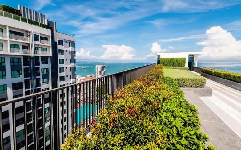 The Base Central Pattaya Quiet King-Bed With Infinity Pool & Free Netflix! ภายนอก รูปภาพ